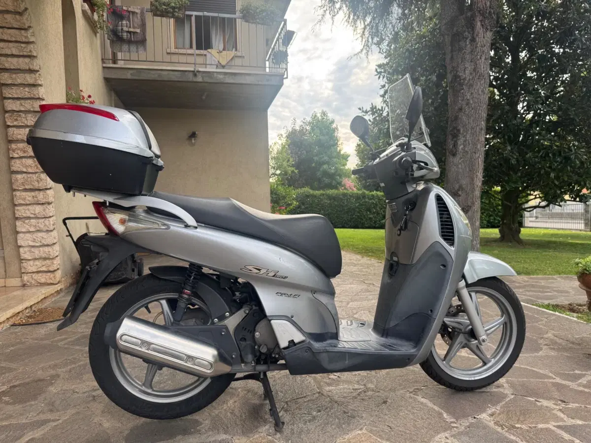 Honda SH 150 (2000 - 06) (4)