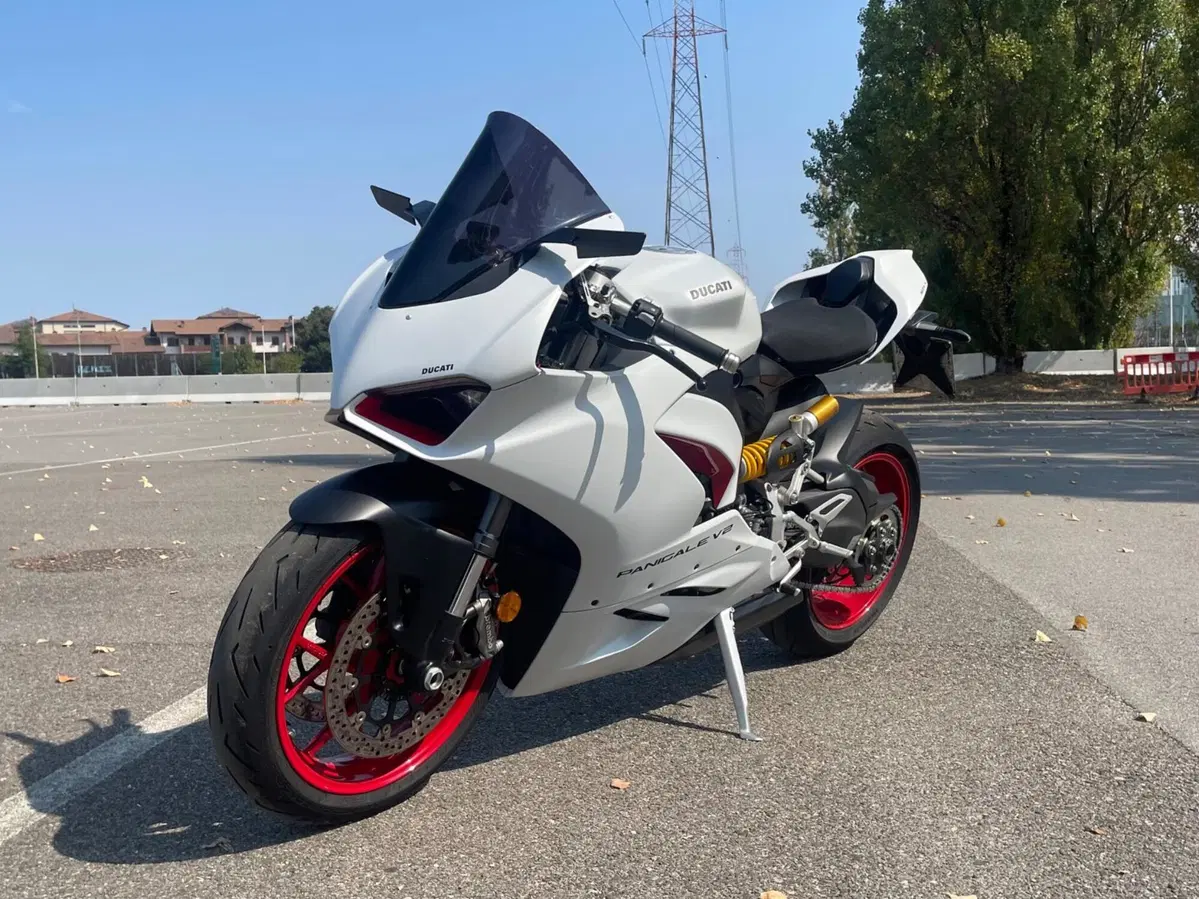 Ducati Panigale V2 (2021 - 24) (2)