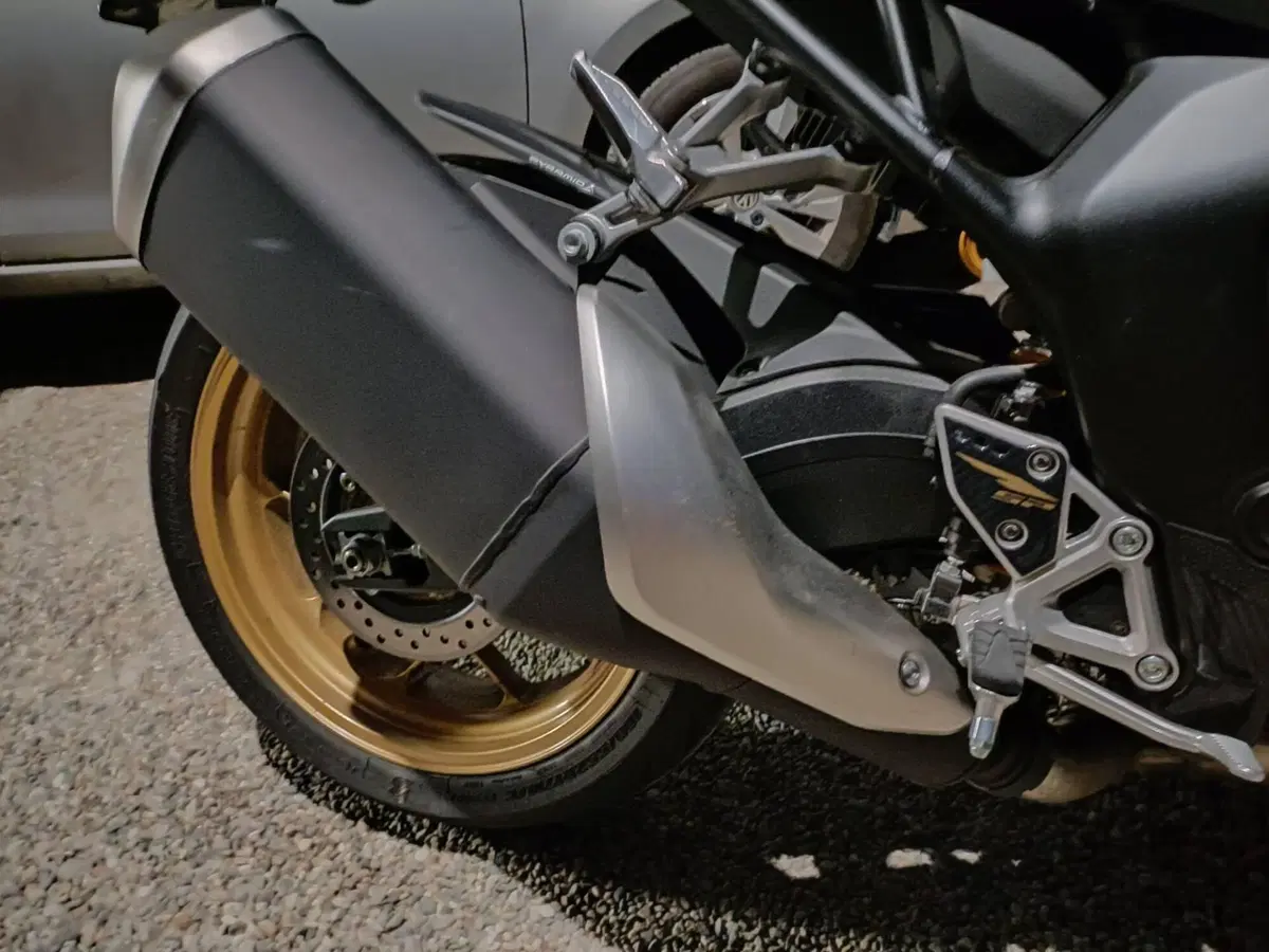Honda CB 1000 Hornet SP (2025 - 26) (13)