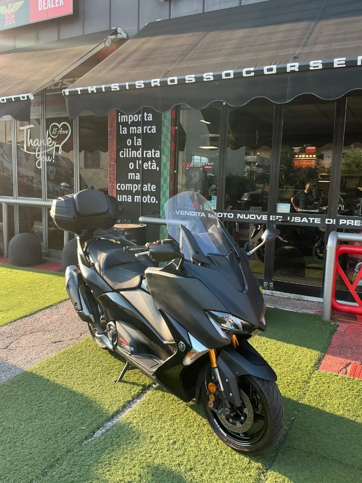 Yamaha T-Max 530 SX (2017 - 19) (2)