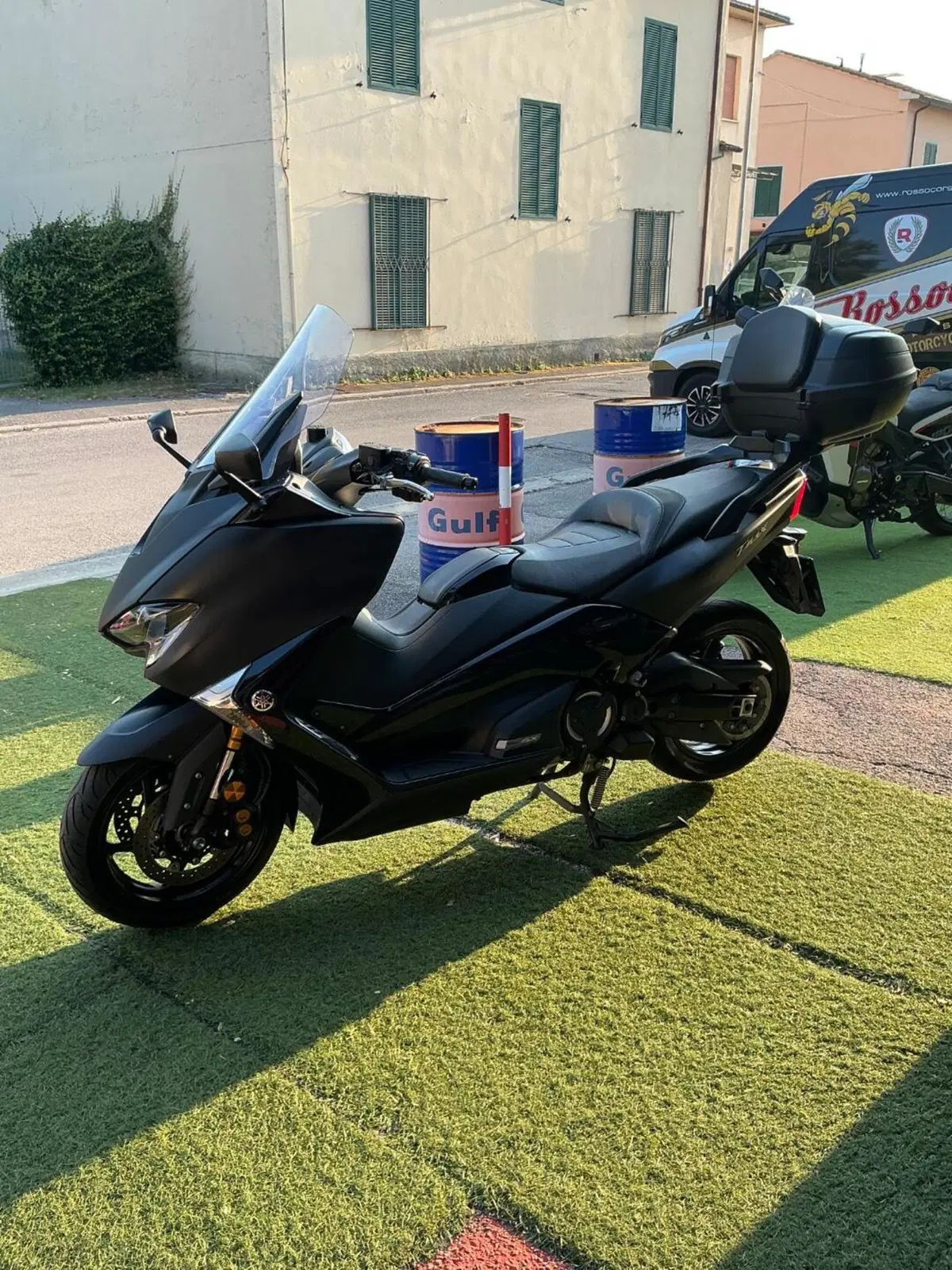 Yamaha T-Max 530 SX (2017 - 19) (4)