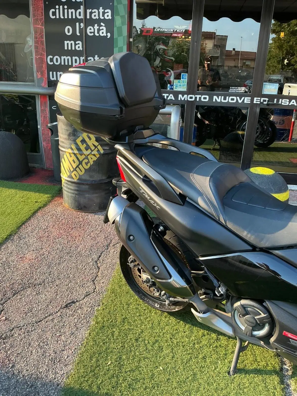 Yamaha T-Max 530 SX (2017 - 19) (8)