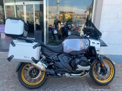 Bmw R 1300 GS Adventure Triple Black (2025 - 26) usata