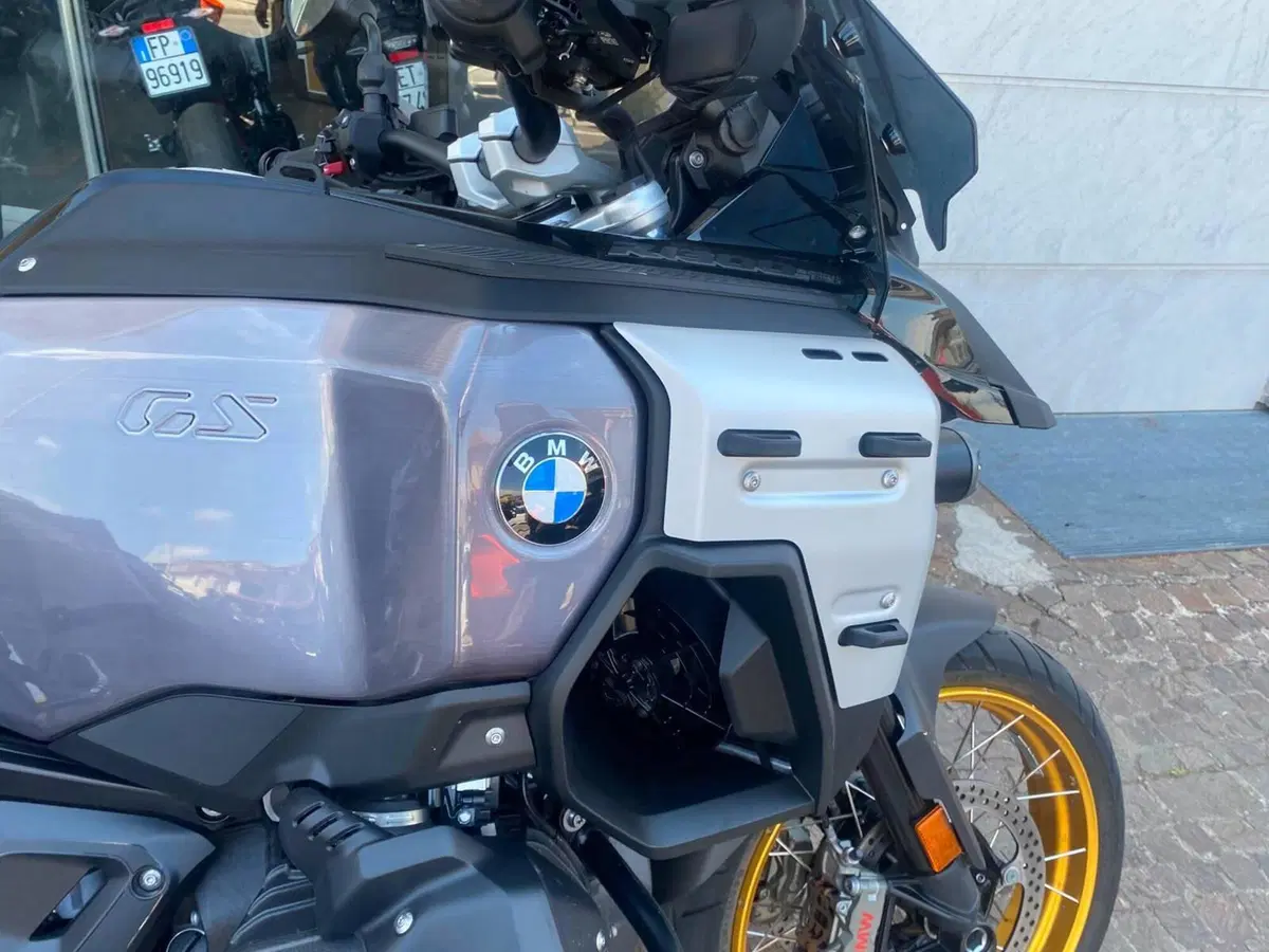 Bmw R 1300 GS Adventure Triple Black (2025 - 26) (7)