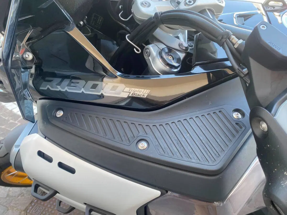 Bmw R 1300 GS Adventure Triple Black (2025 - 26) (8)
