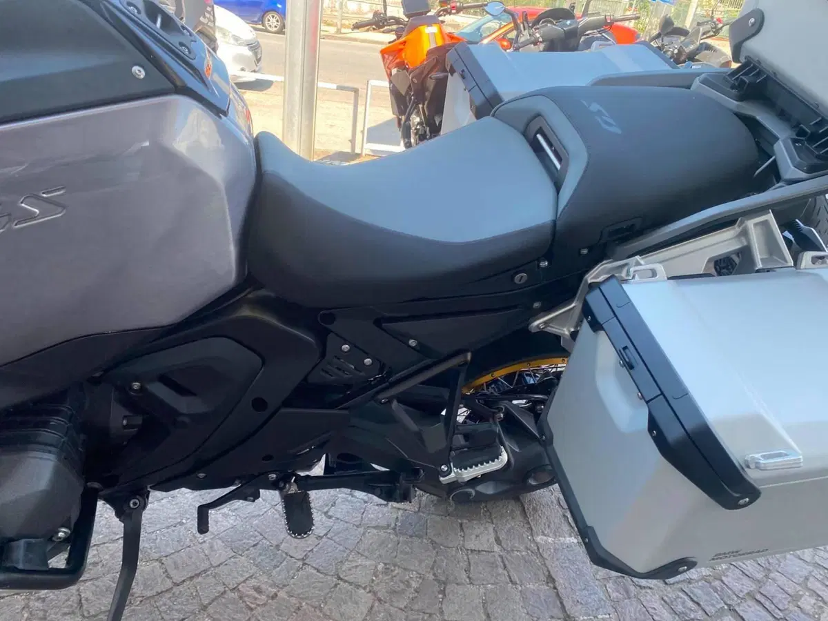 Bmw R 1300 GS Adventure Triple Black (2025 - 26) (10)