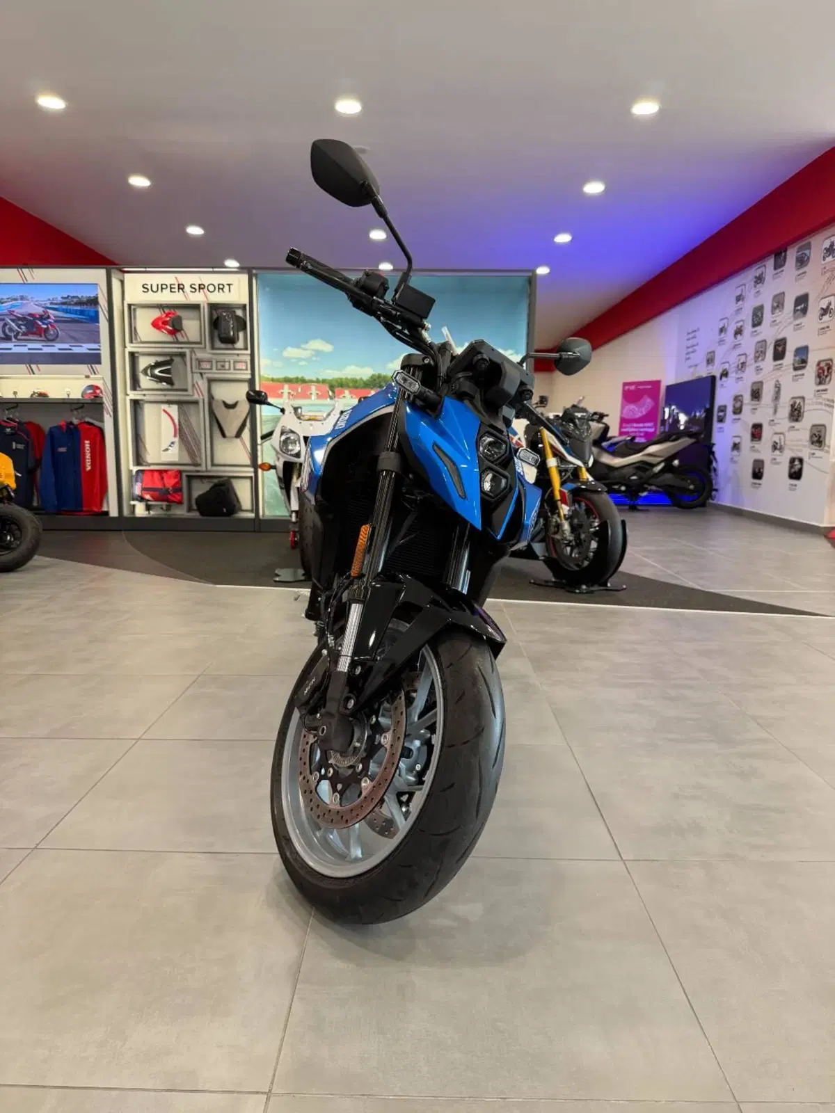 Suzuki GSX-8S (2025 - 26) (5)