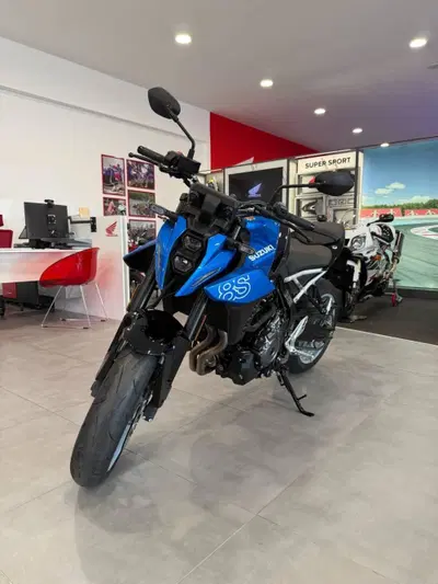 Suzuki GSX-8S (2025 - 26) usata
