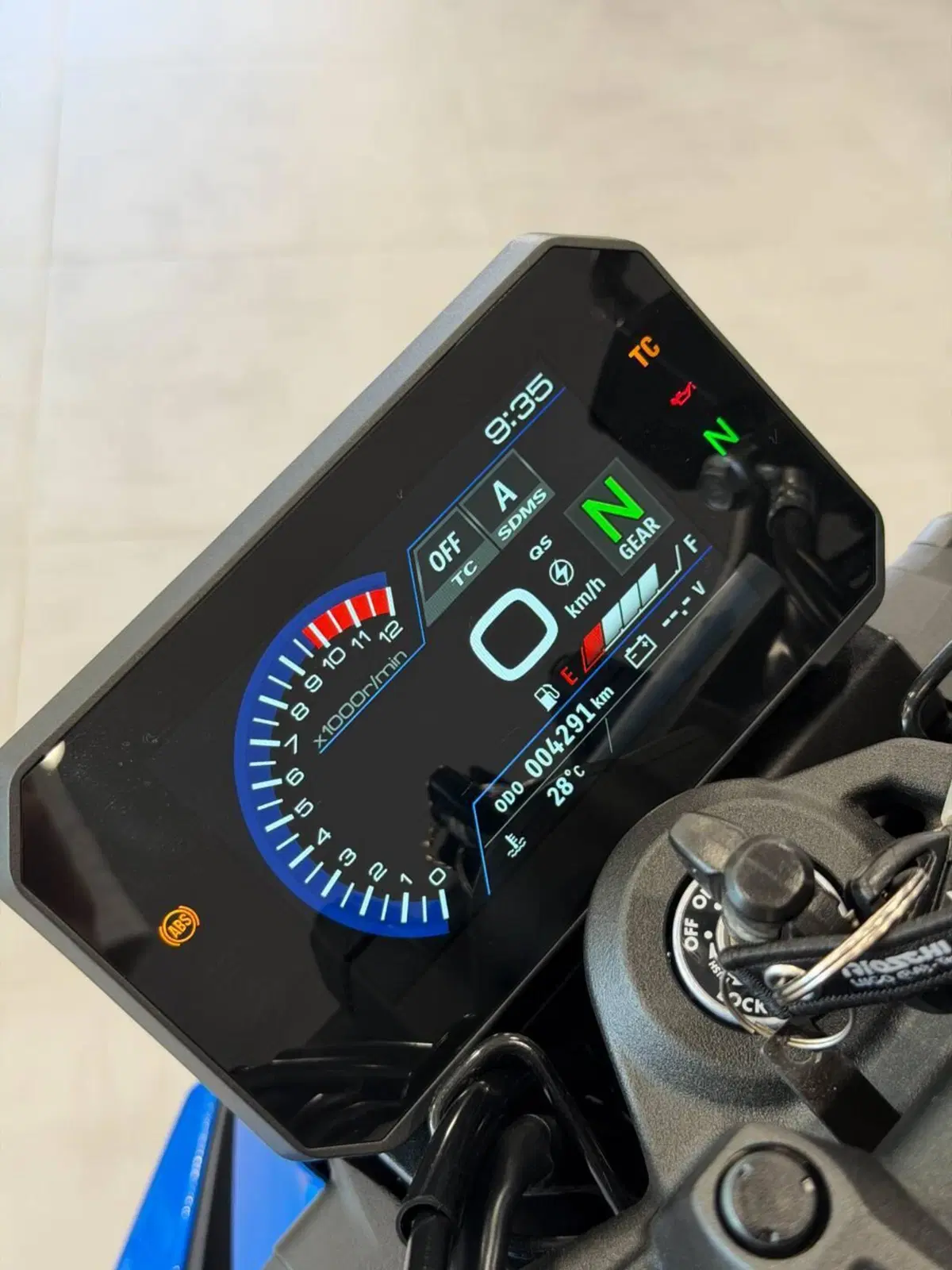 Suzuki GSX-8S (2025 - 26) (16)