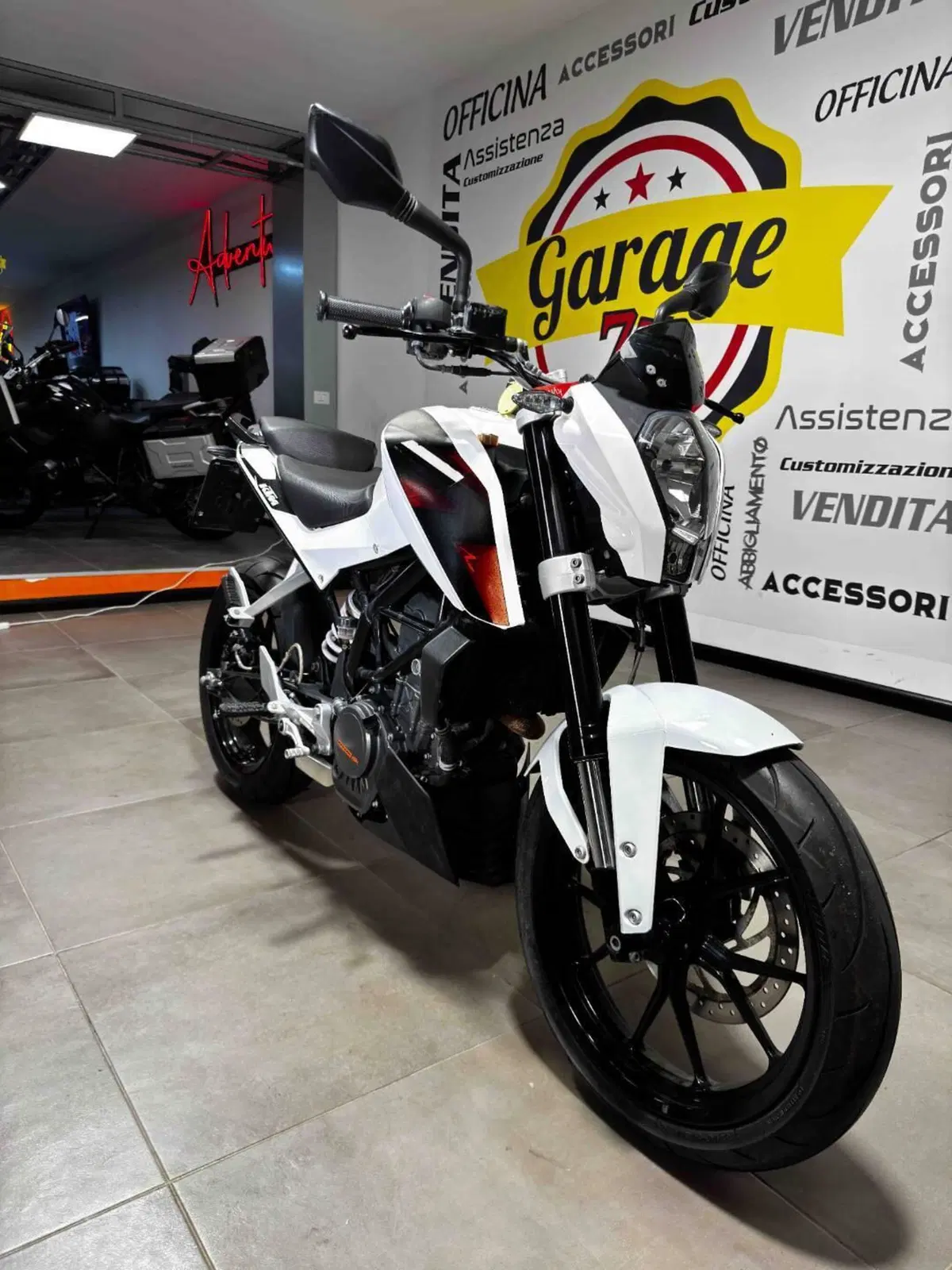 KTM 200 Duke ABS (2011 - 15) (2)