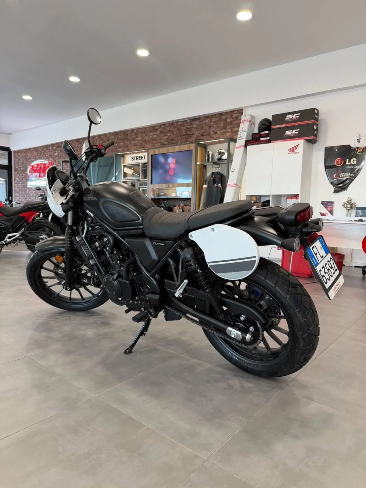 Honda CL500 (2023 - 24) (4)