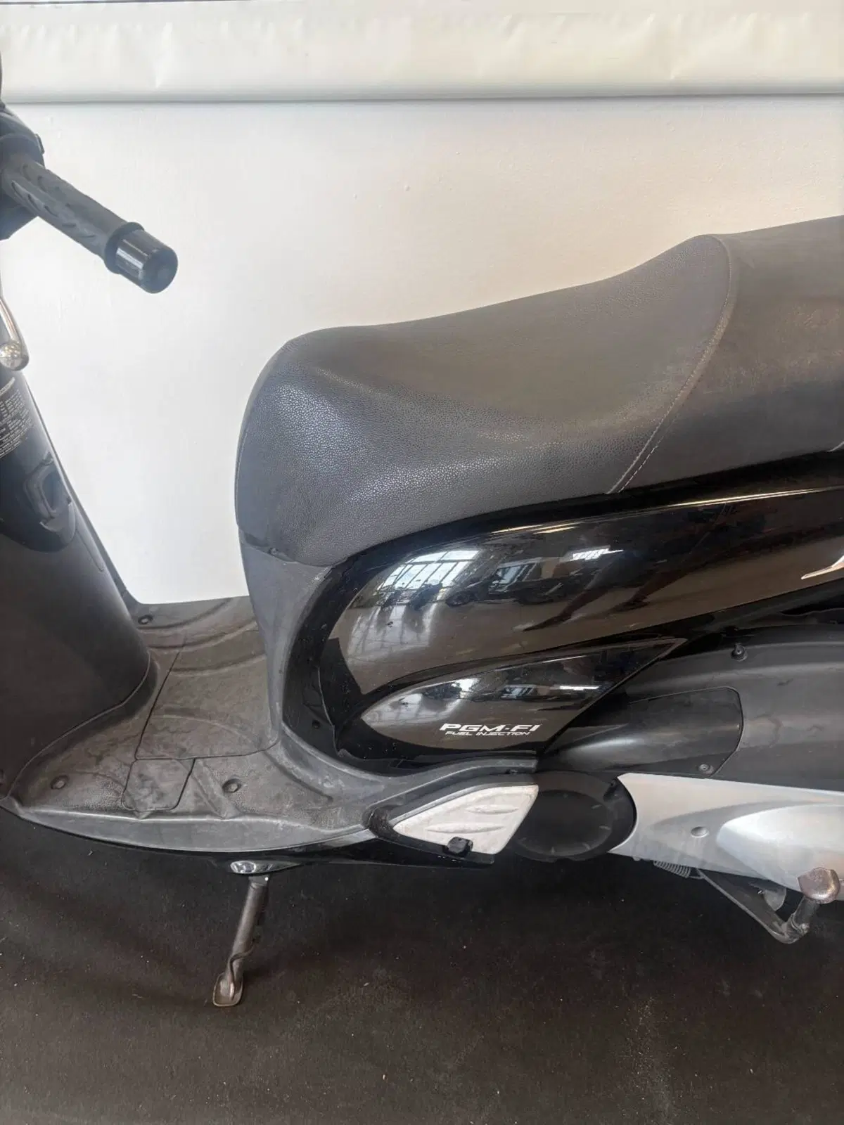 Honda SH 300 i (2006 - 10) (6)