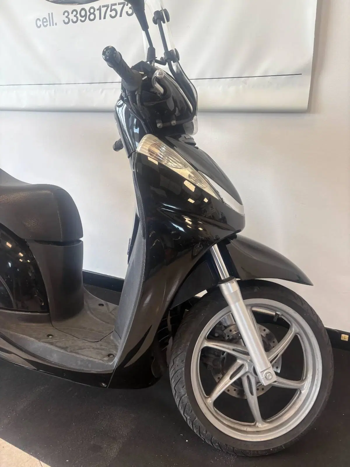 Honda SH 300 i (2006 - 10) (12)