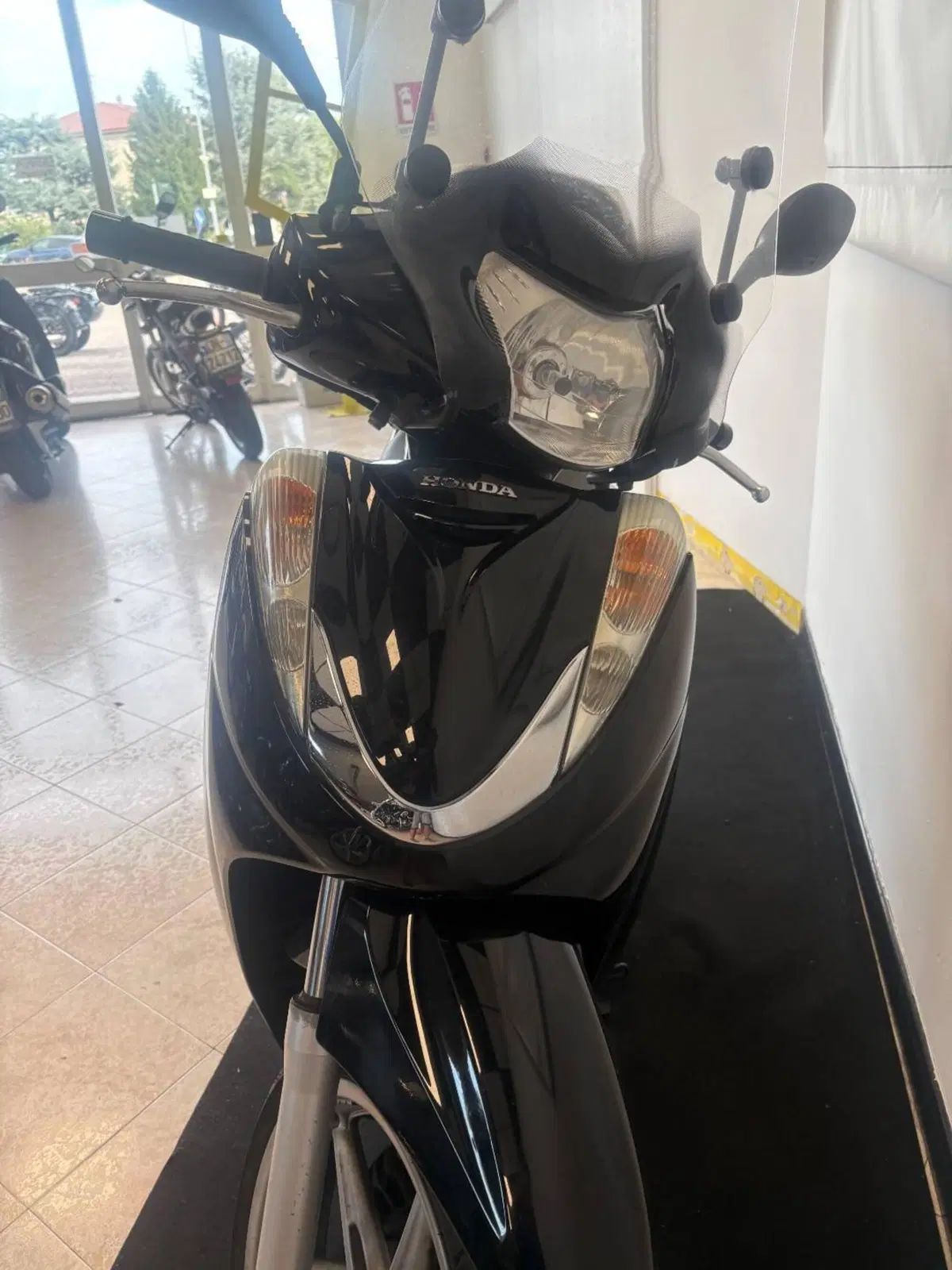 Honda SH 300 i (2006 - 10) (14)