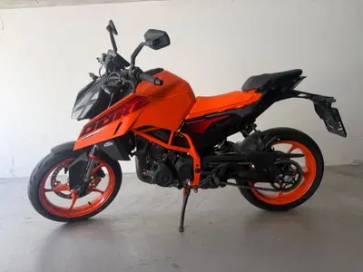 KTM 390 Duke (2024 - 25) usata