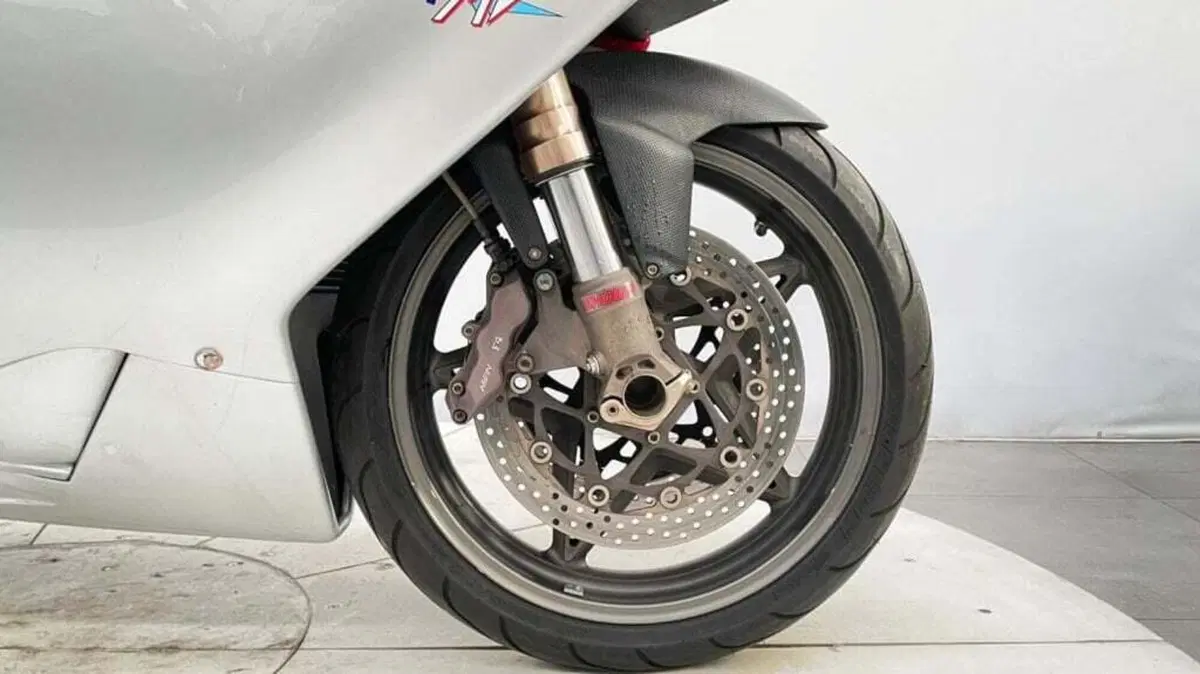 MV Agusta F4 750 S (2000 - 02) (8)