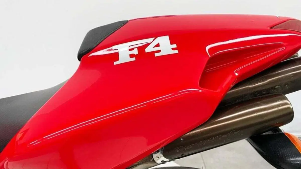 MV Agusta F4 750 S (2000 - 02) (10)
