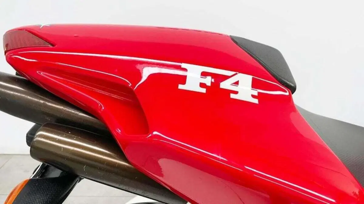 MV Agusta F4 750 S (2000 - 02) (11)