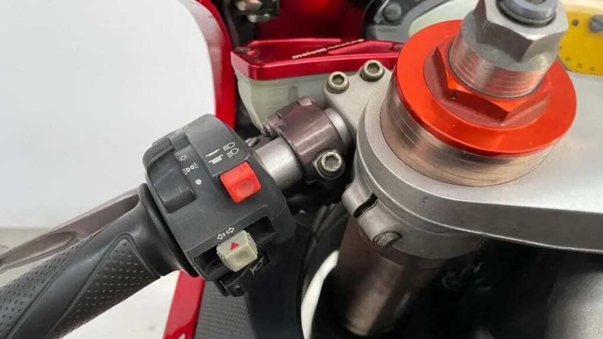 MV Agusta F4 750 S (2000 - 02) (13)