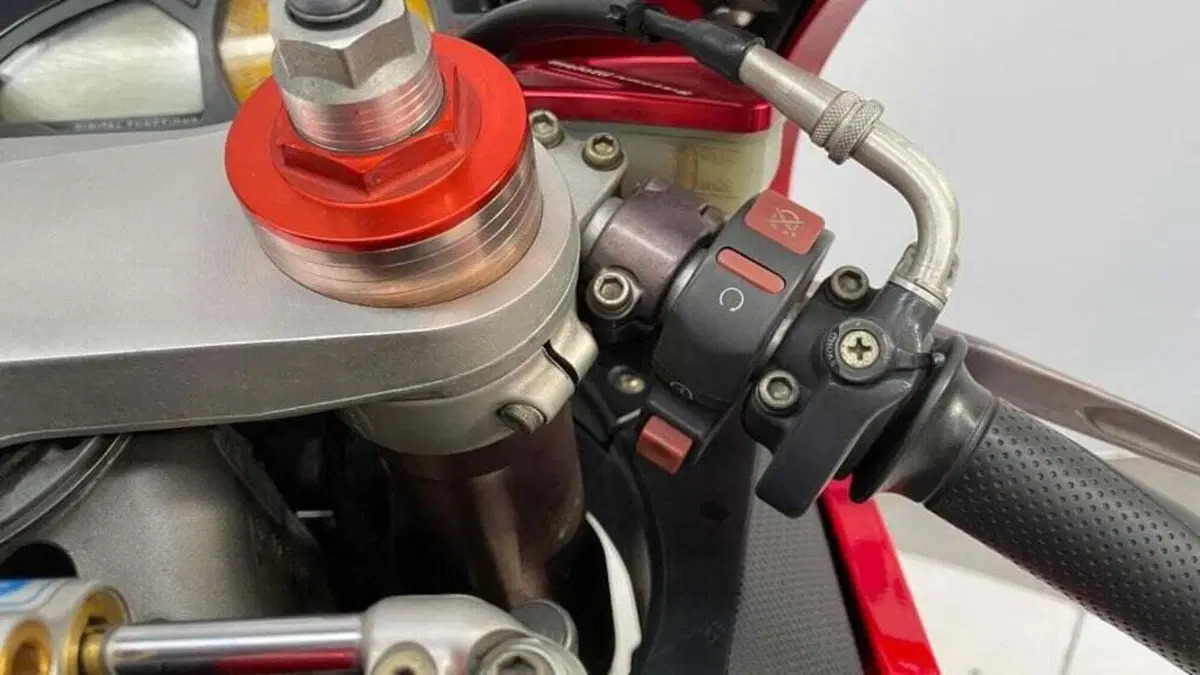 MV Agusta F4 750 S (2000 - 02) (15)