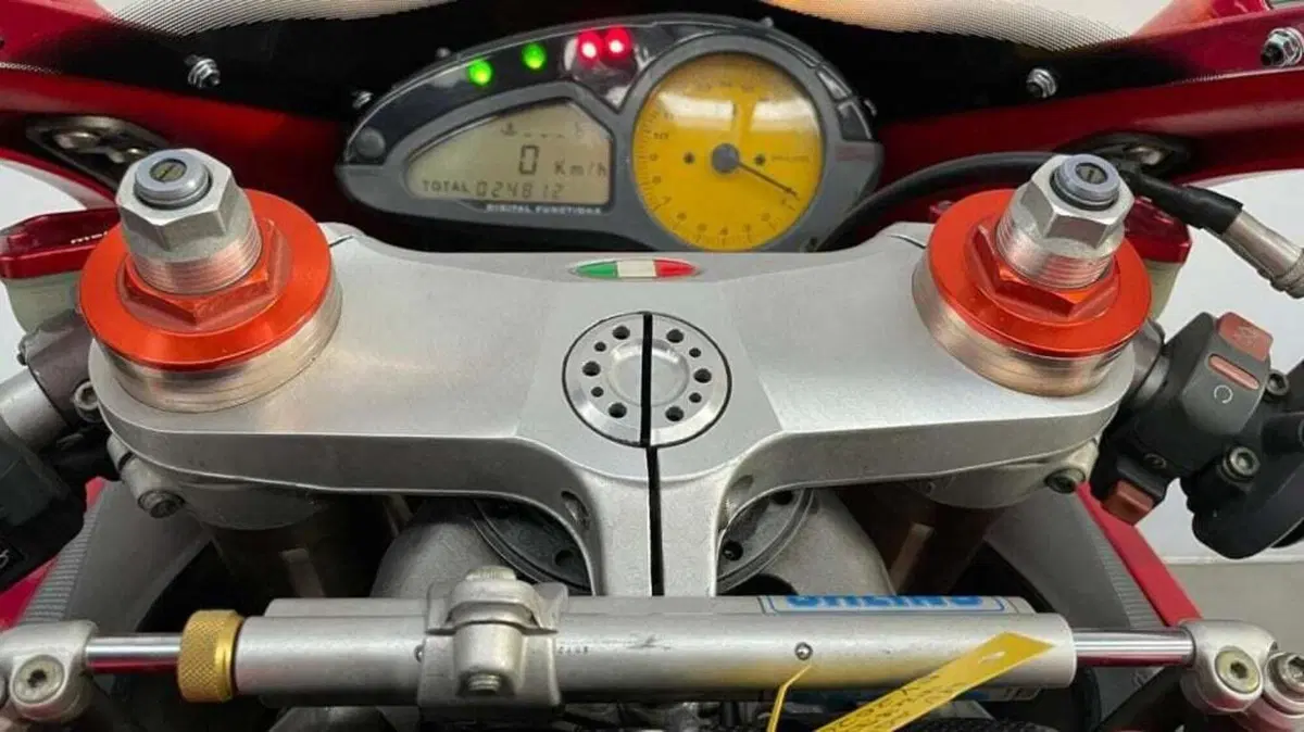 MV Agusta F4 750 S (2000 - 02) (16)