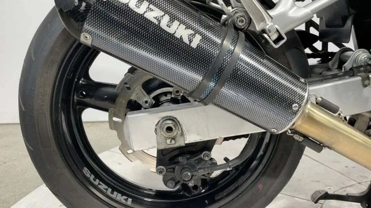 Suzuki GSF 650 Bandit (2005 - 06) (3)