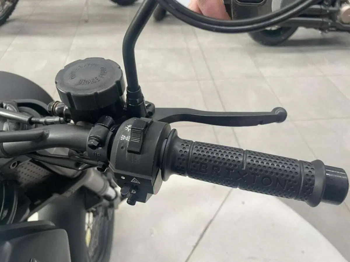 Brixton Motorcycles Felsberg 250 (2021 - 25) (10)