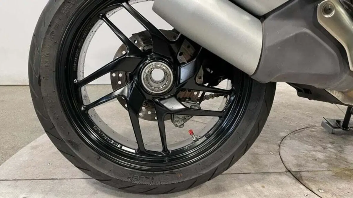 Ducati Monster 1200 (2014 - 16) (3)