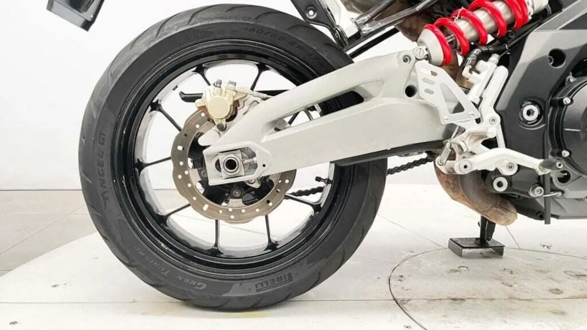 Aprilia Shiver 750 (2010 - 16) (6)