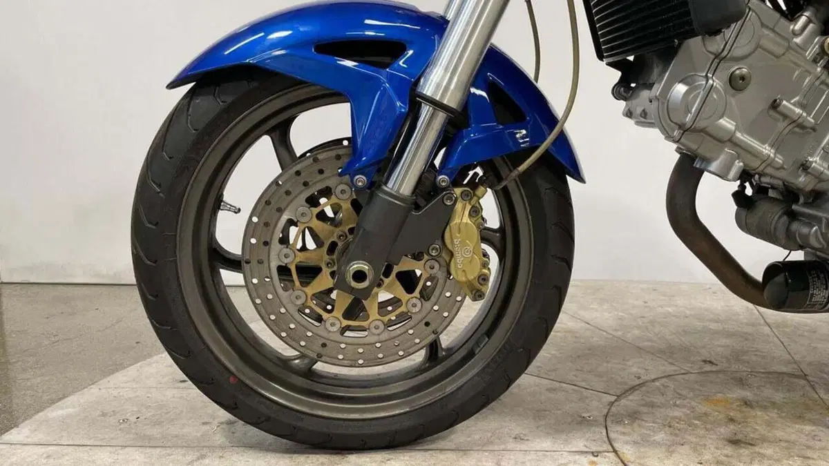 Cagiva Raptor 650 (2001 - 04) (8)