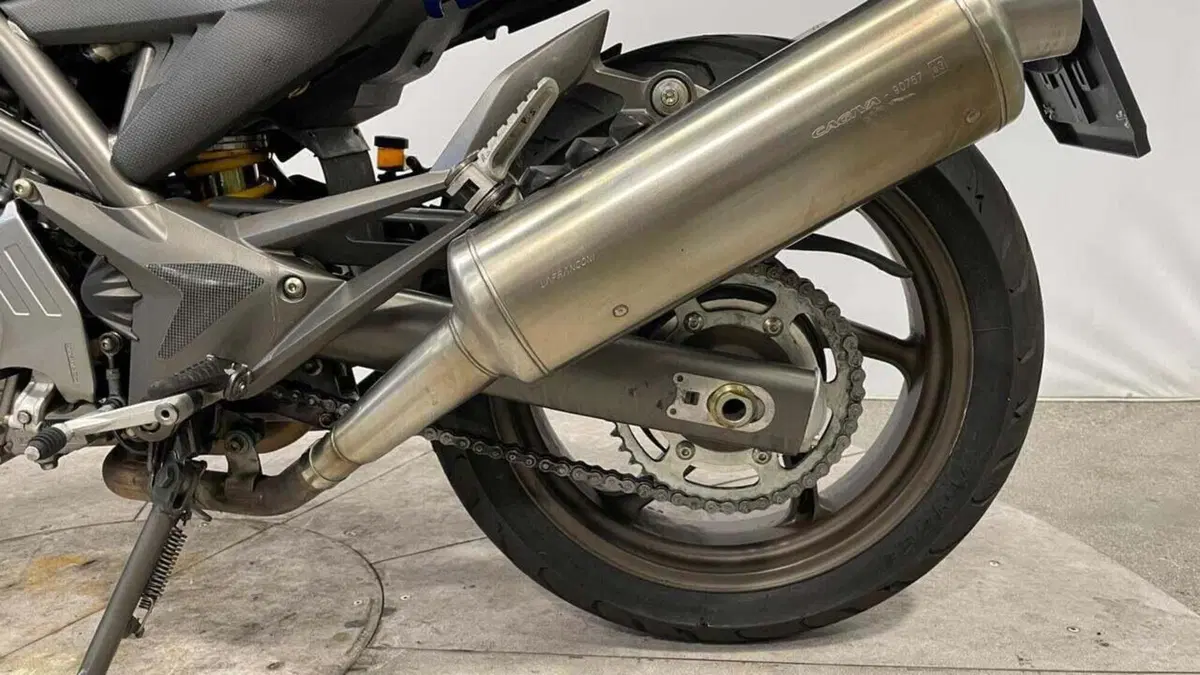 Cagiva Raptor 650 (2001 - 04) (10)