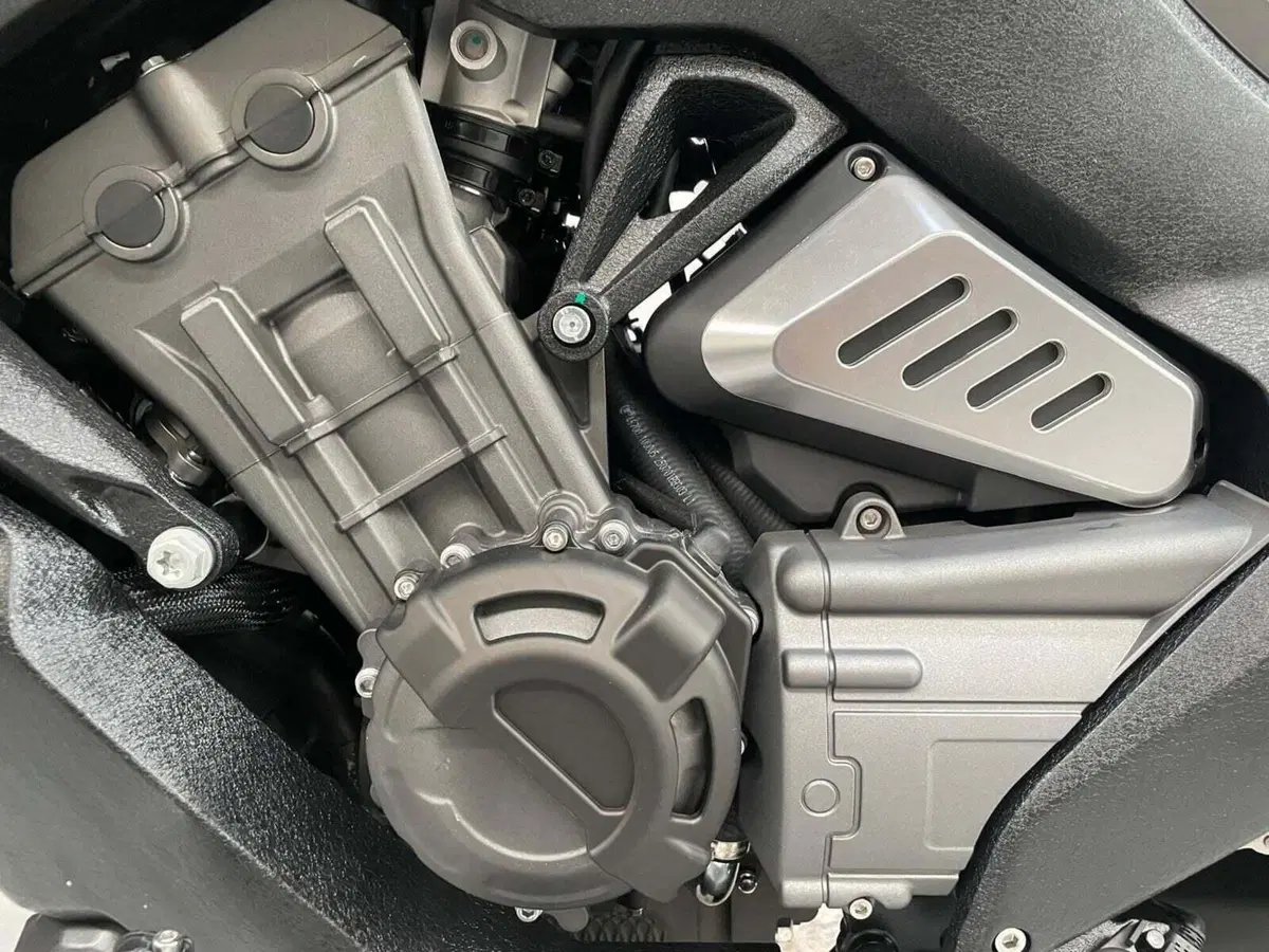 Benda Motorcycles LFC 700 Pro (2026) (7)