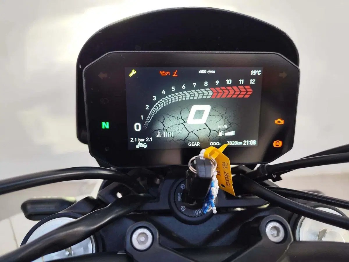 Voge Trofeo 500AC (2022 - 26) (4)