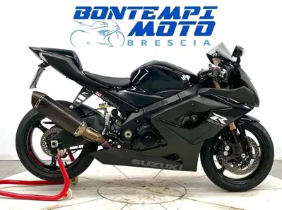Suzuki GSX-R1000 (2005 - 06) usata