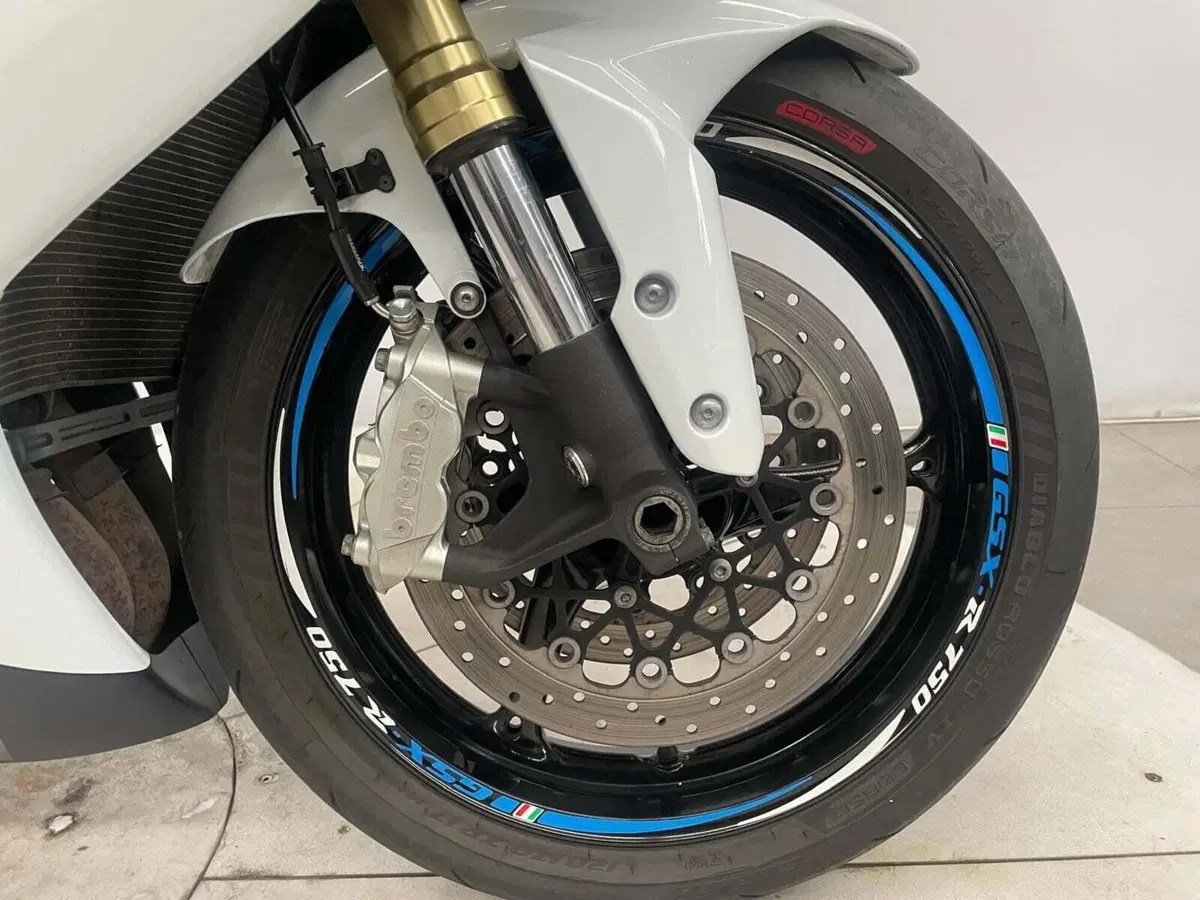 Suzuki GSX R 750 (2011 - 17) (8)