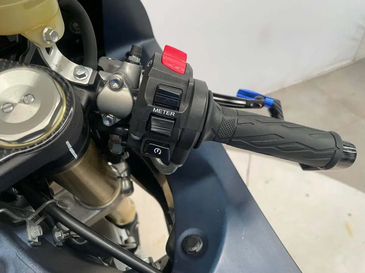Suzuki GSX R 750 (2011 - 17) (13)