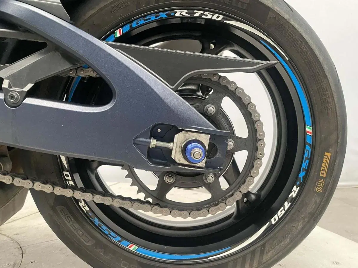 Suzuki GSX R 750 (2011 - 17) (16)