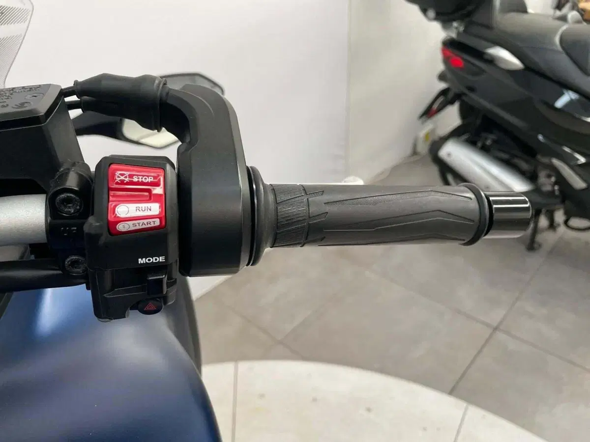 Yamaha Niken 850 GT (2019 - 20) (6)
