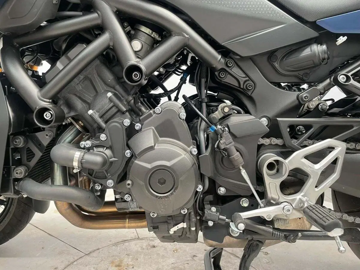 Yamaha Niken 850 GT (2019 - 20) (13)