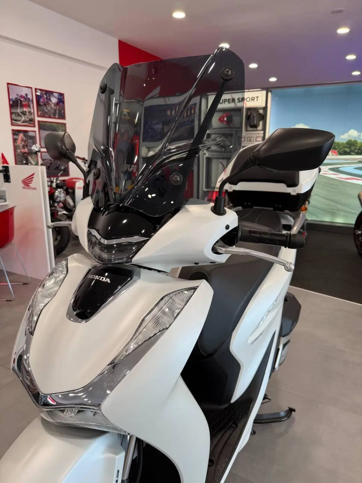 Honda SH 150i (2020 - 23) (2)