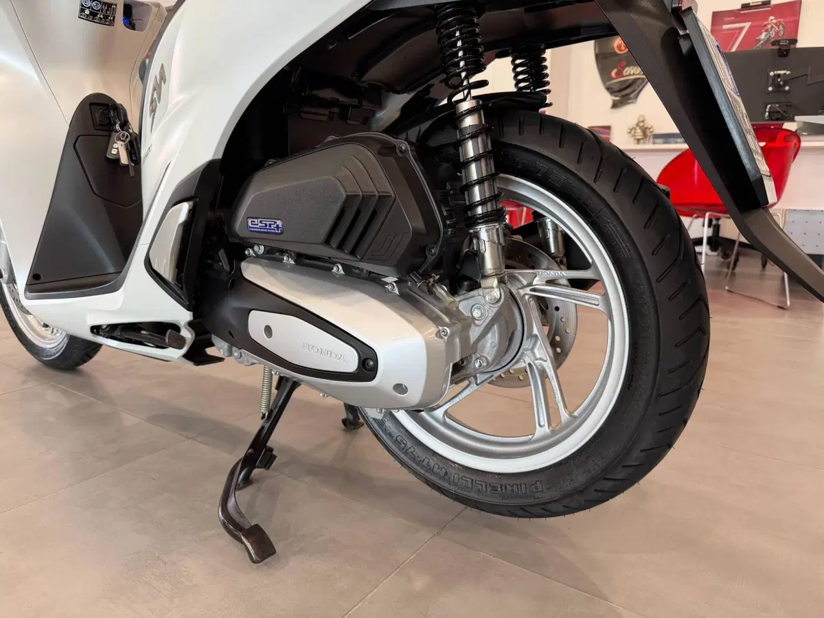 Honda SH 150i (2020 - 23) (12)