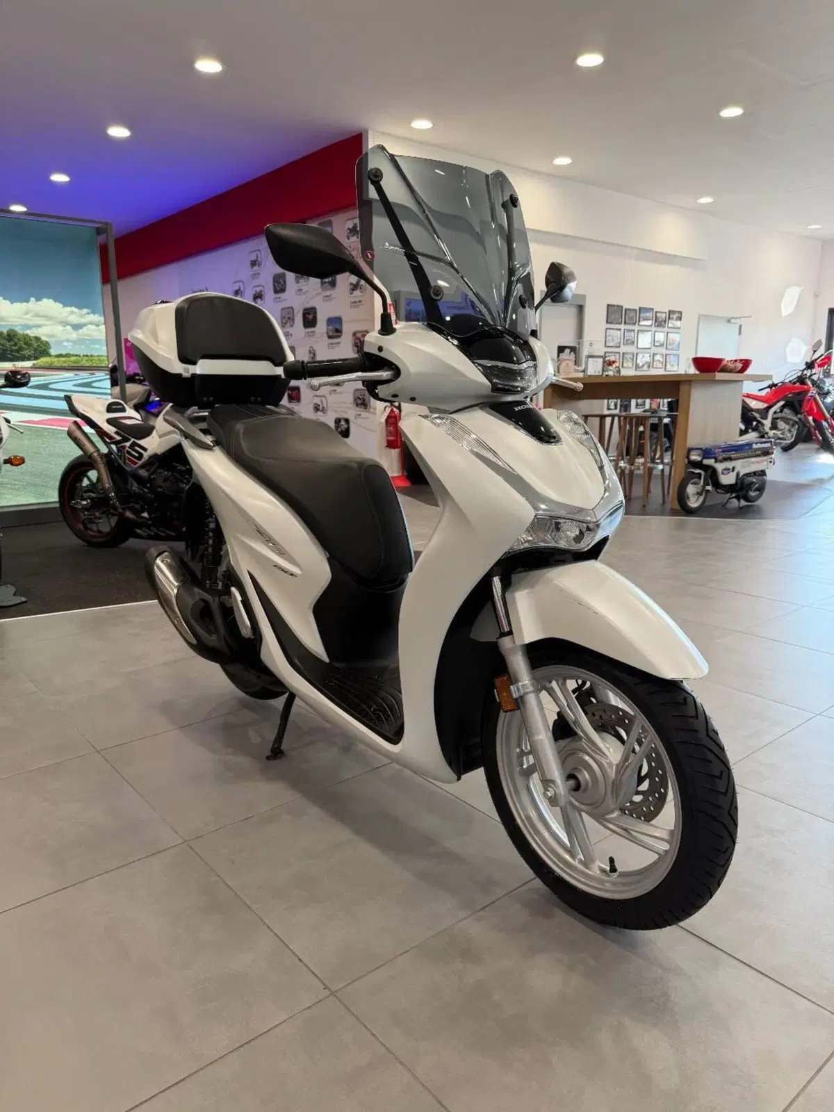Honda SH 150i (2020 - 23) (6)