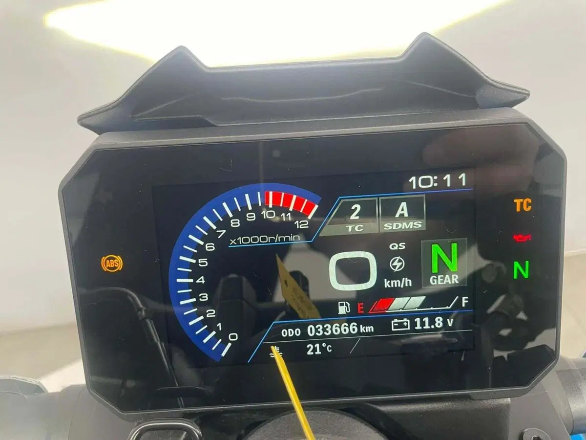 Suzuki GSX-8S (2023 - 24) (11)