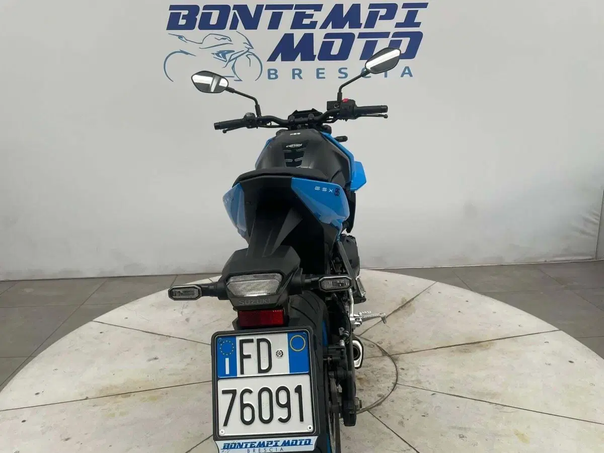 Suzuki GSX-8S (2023 - 24) (12)