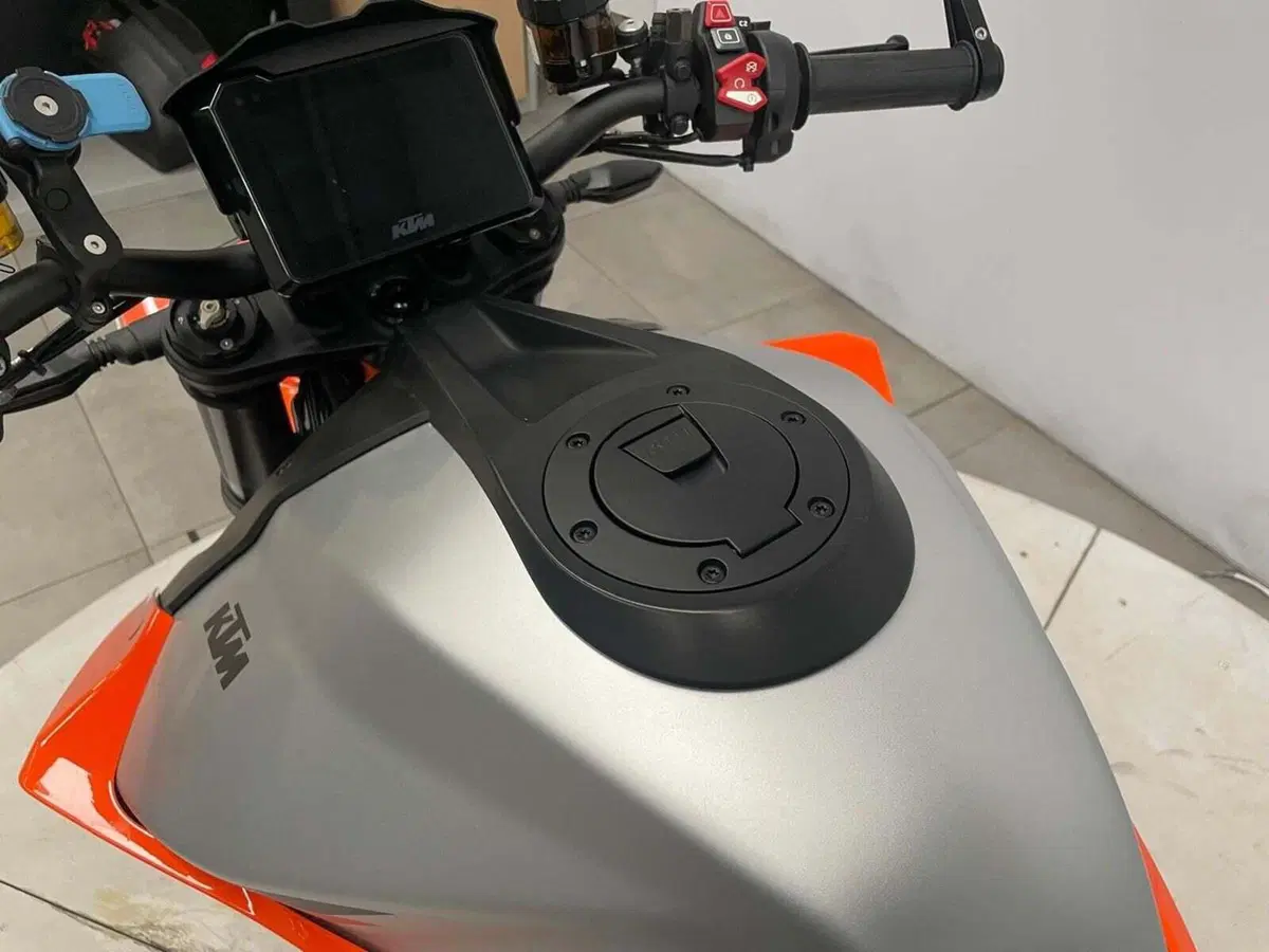 KTM 1290 Super Duke R EVO (2022 - 23) (13)