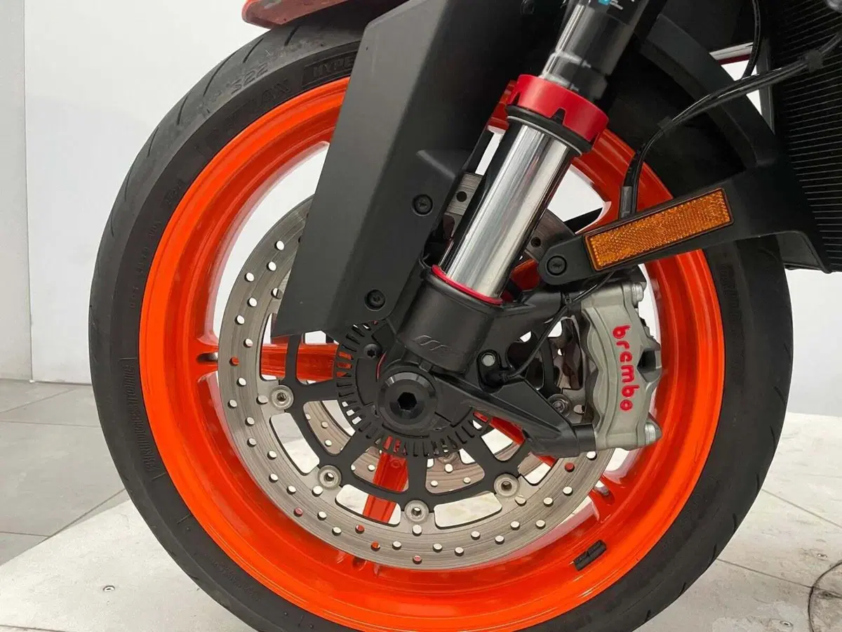 KTM 1290 Super Duke R EVO (2022 - 23) (14)
