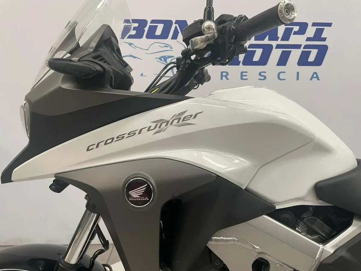 Honda Crossrunner ABS (2015 - 16) (4)