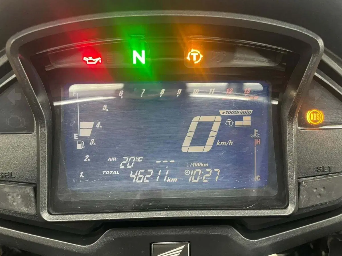 Honda Crossrunner ABS (2015 - 16) (5)