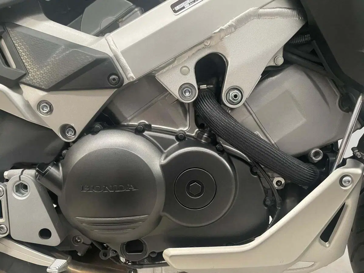 Honda Crossrunner ABS (2015 - 16) (8)