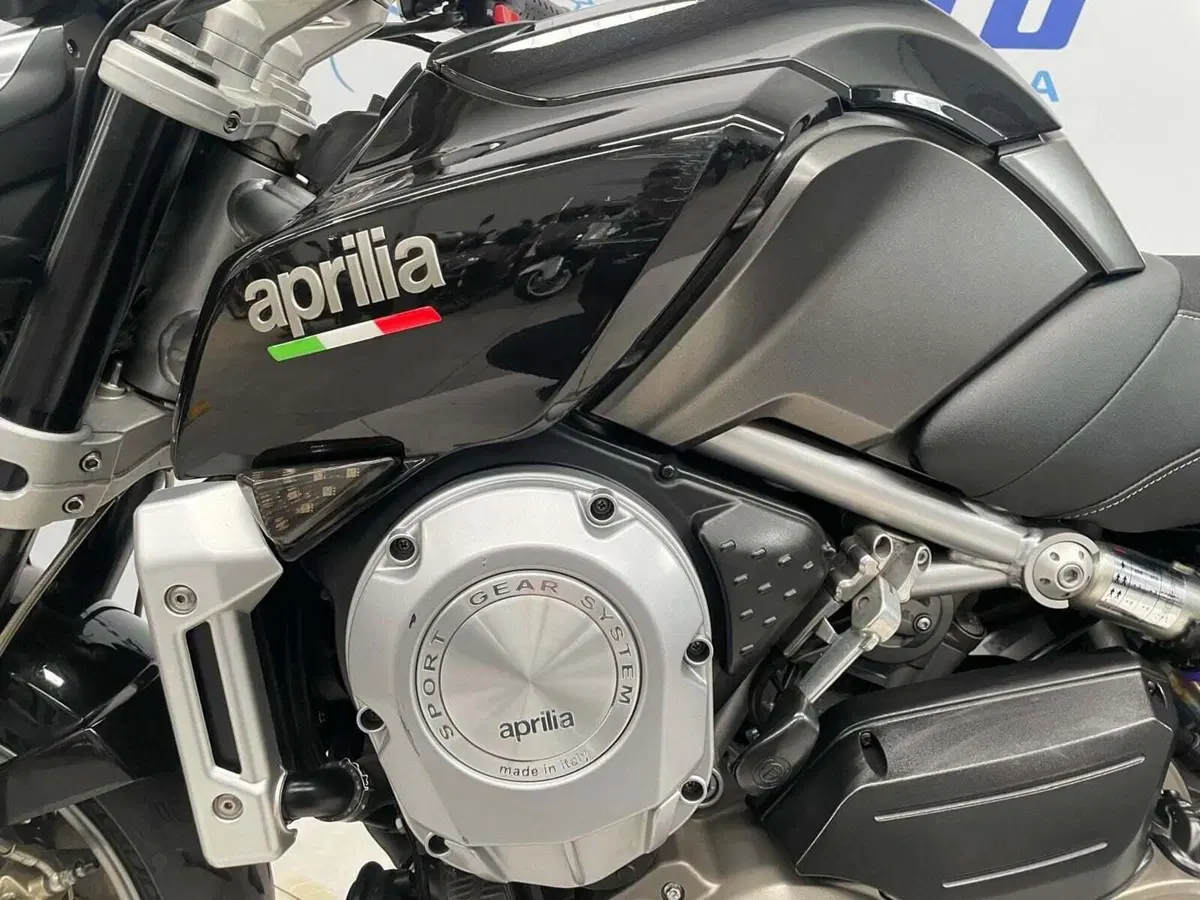 Aprilia Mana 850 (2007 - 16) (4)